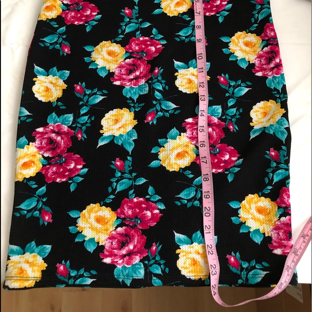 Lularoe skirt